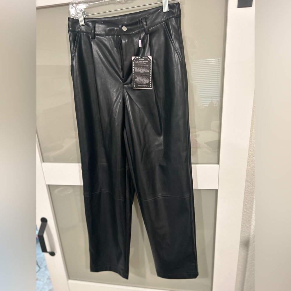 Avec Les Filles Black Faux Leather Ankle Pant - Picture 7 of 9